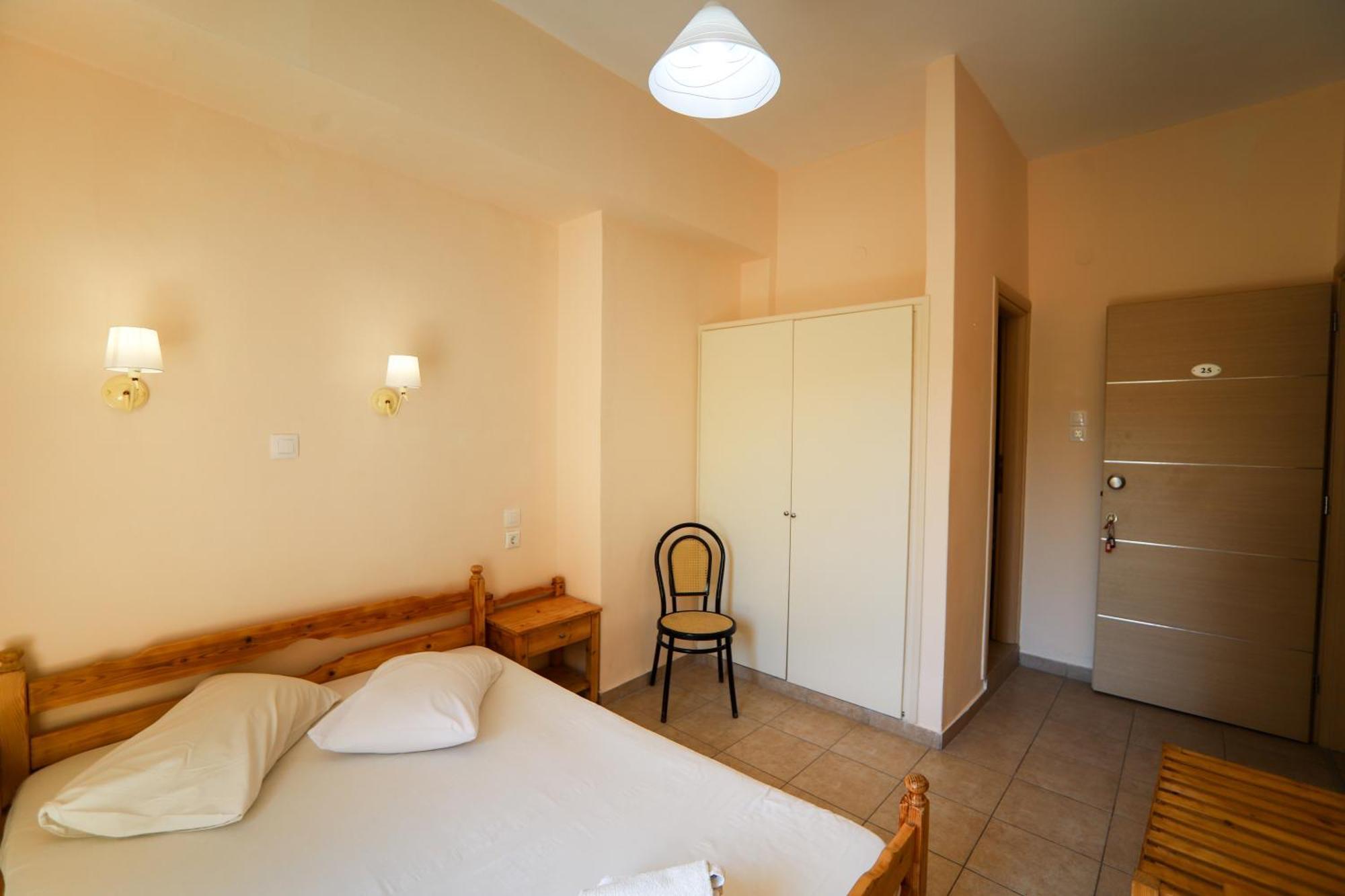 Europe Hotel コルフ島 エクステリア 写真